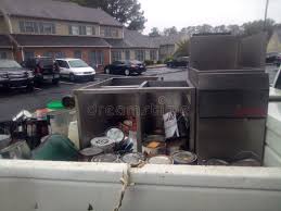 Best Estate Cleanout  in Opelika, AL